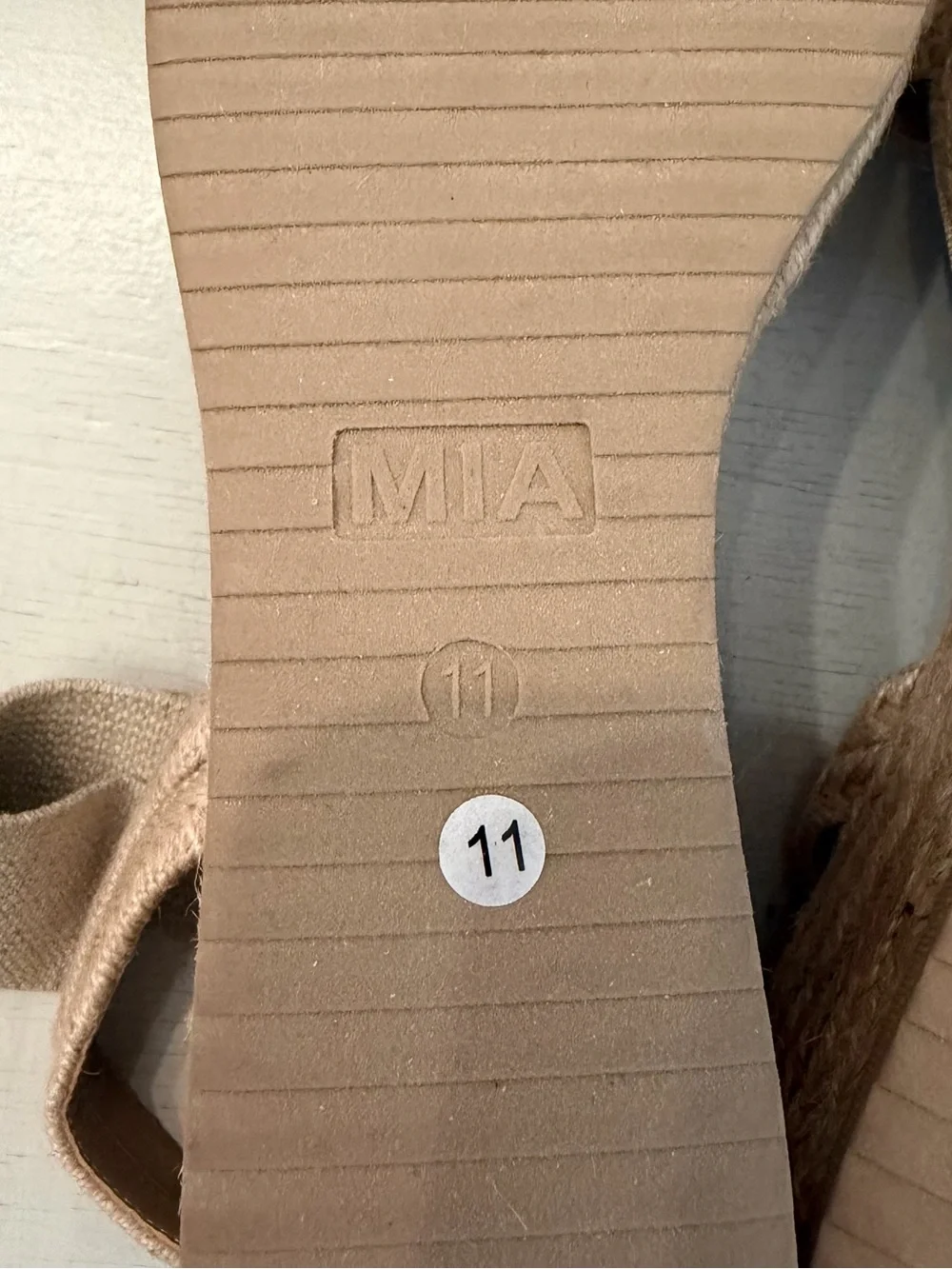 MIA women’s beige